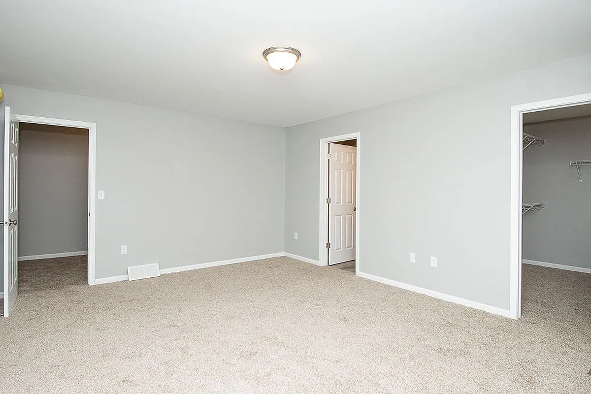 Building Photo - 3822 Scorpio Dr SE