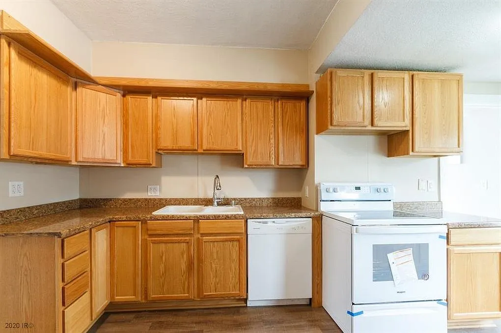 Building Photo - 709 Pleasant View Dr