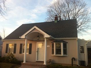 45 Cornflower Rd, Levittown, NY 11756