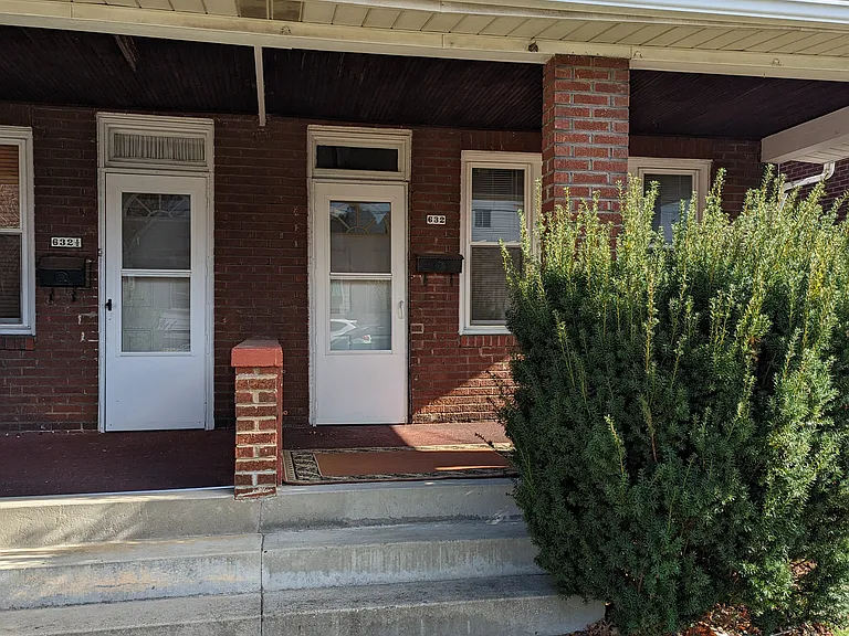 632 1/2 Kimball Ave — Photo 1