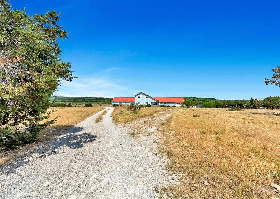 1st image of 2076 Bluff Creek Dr