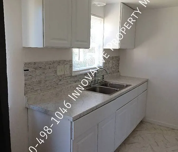 1150 Peachtree Dr — Photo 15