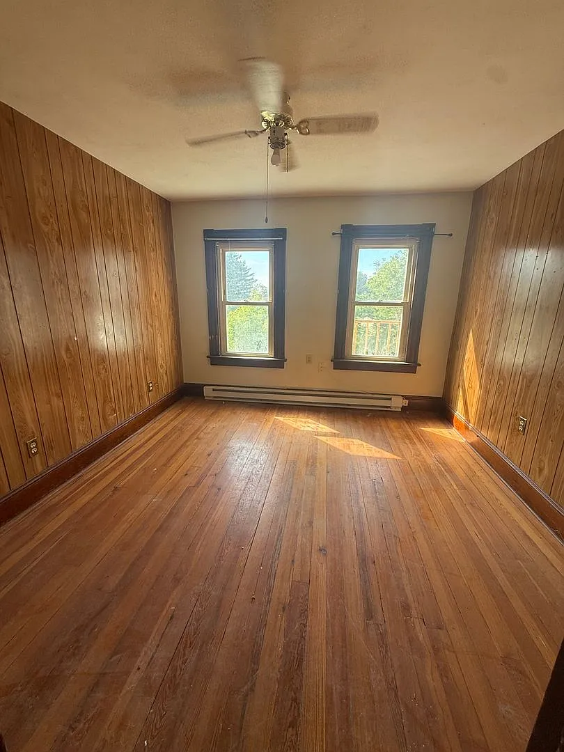 87 Austin Street — Photo 4
