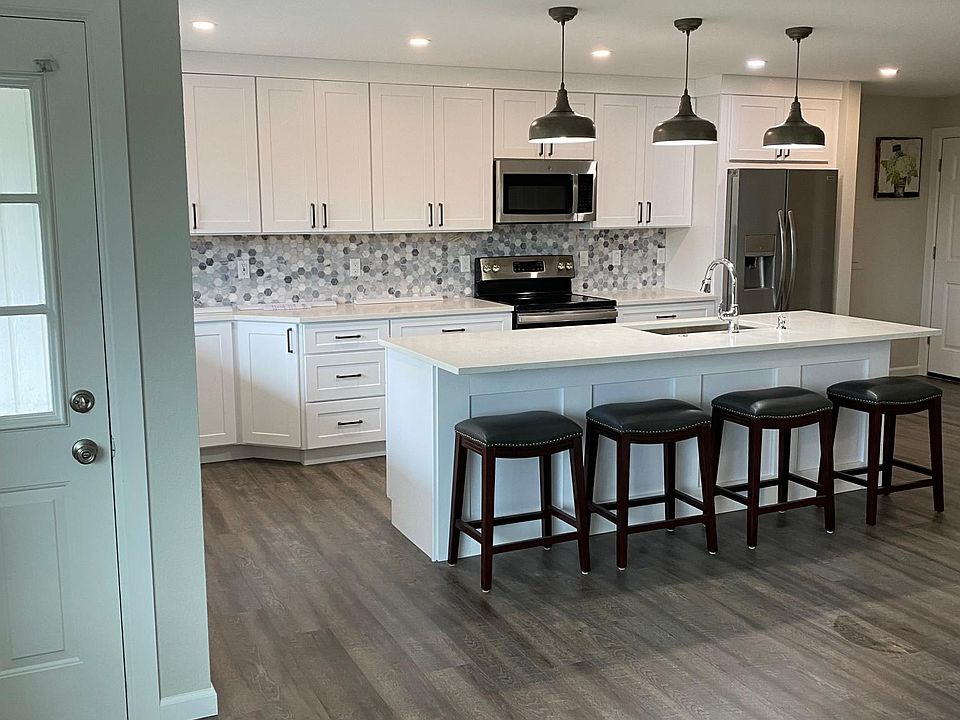 Kitchen View with door to the balcony