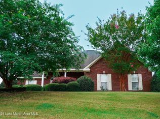 226 Inverness Rd, Wetumpka, AL 36092