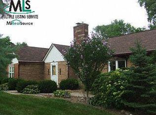 22052 E Inkster Rd, Southfield, MI 48033