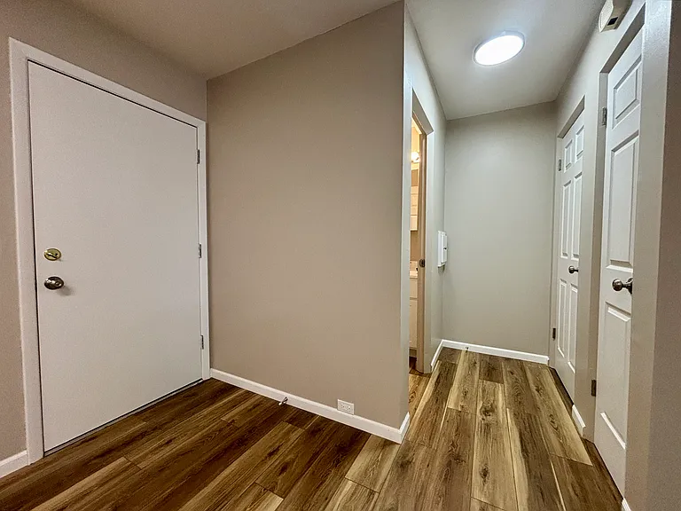 1105 Catalpa Cir — Photo 8