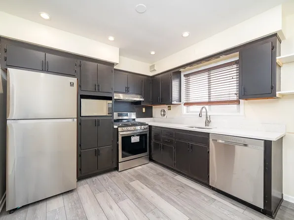 121 Ogden Ave Floor 2, Jersey City, NJ 07307