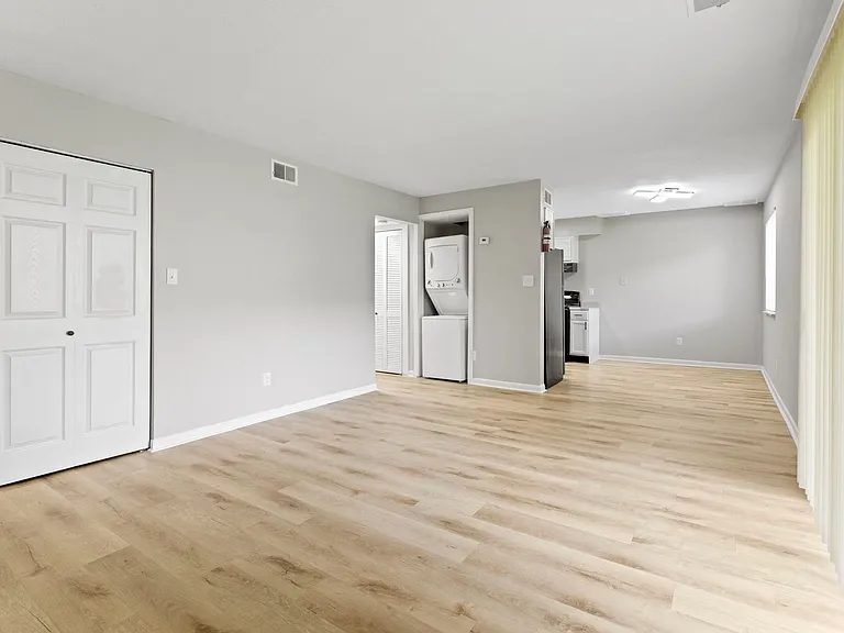 The Hills Apartment Homes — Photo 6