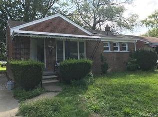 1735 Meadowlane St, Inkster, MI 48141