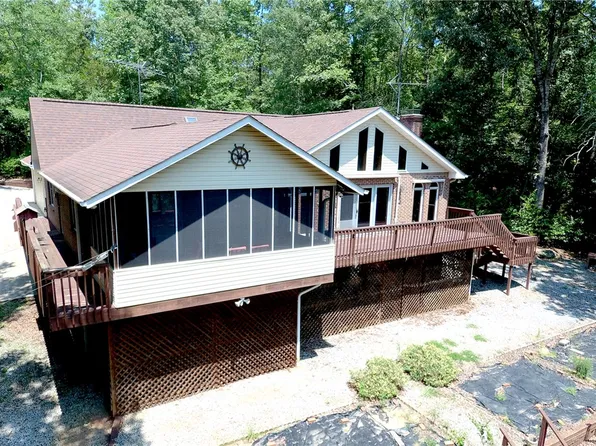88 Lake Forest Dr, Iva, SC 29655
