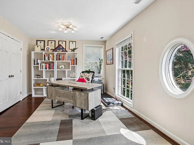 1305 Key Dr — Photo 29