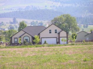 1100 Weeping Willow Way, Corvallis, MT 59828