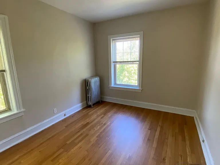 834 Reba Pl #3N — Photo 2