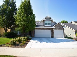 1965 E Grand Canyon Dr, Meridian, ID 83646