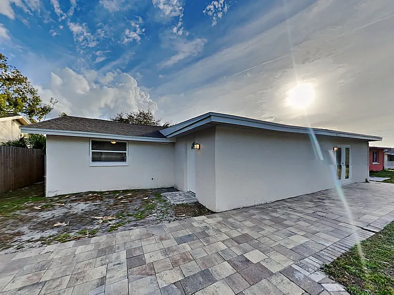 6831 Tierra Linda St — Photo 18