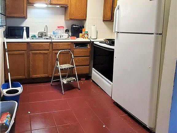 5th image of 4716 Queens Ave