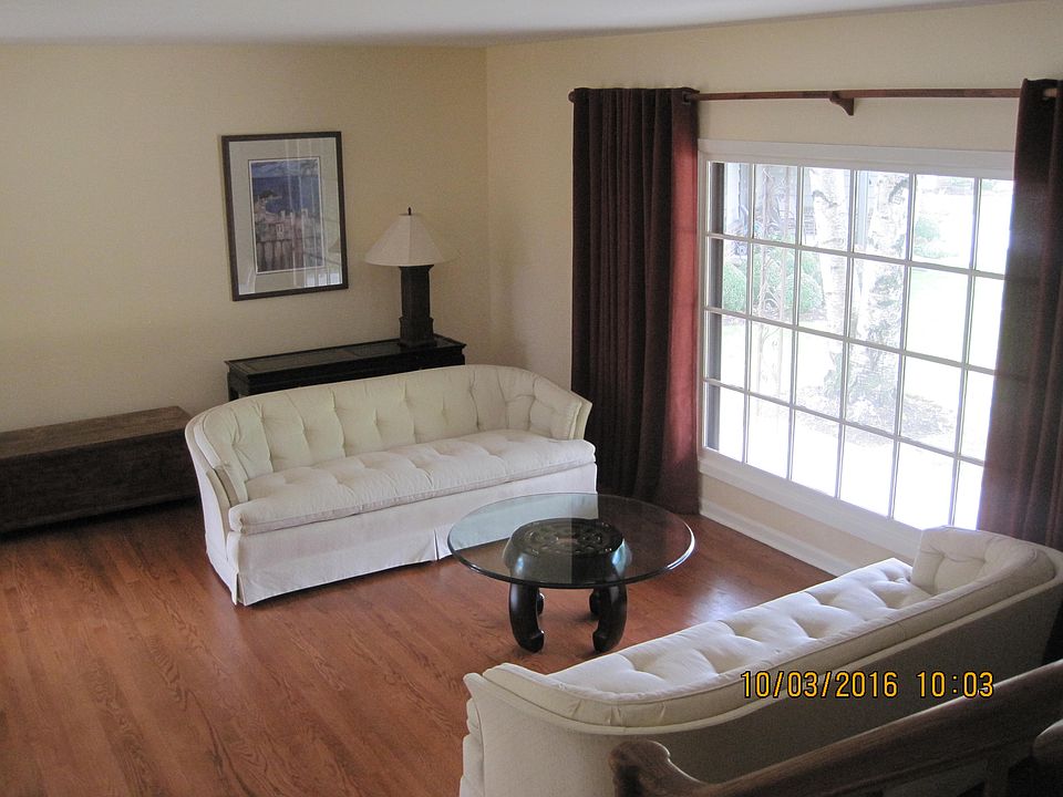 1st image of 412 Catalpa Ln