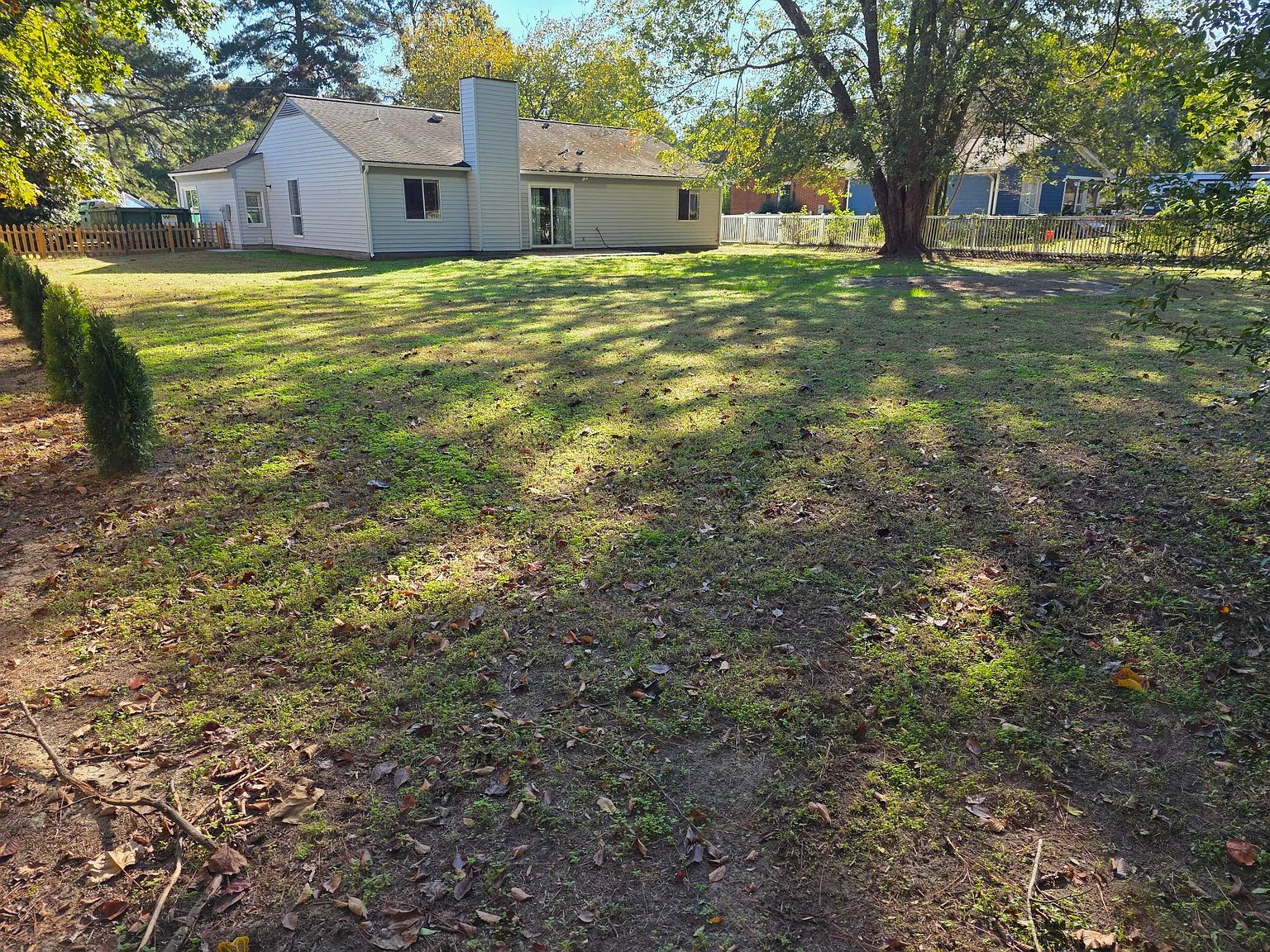 3 bed, 1985 sqft, $2,200 — Photo 3