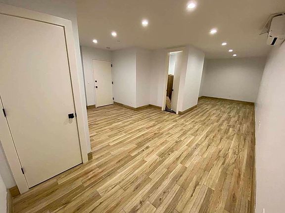 5th image of 305 Sumpter St #1F