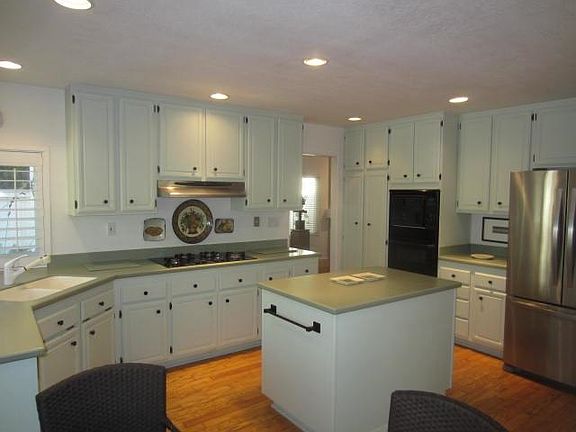 3rd image of 4116 Caminito Cassis