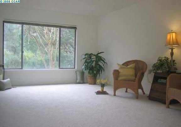 2nd image of 2116 Pine Knoll Dr Unit 7