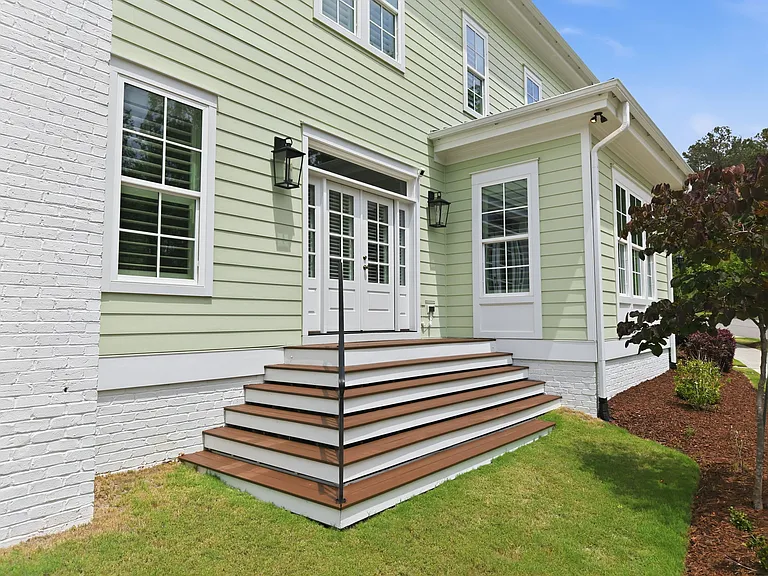 1017 Whistler St — Photo 64