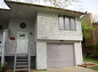 840 Dover St, Iowa City, IA 52245