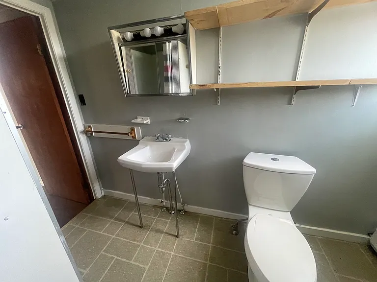 2733 Dartmouth College Hwy #11 — Photo 11