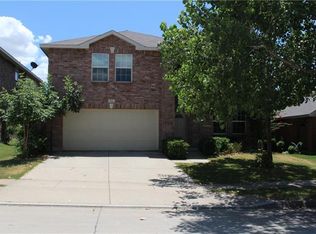 1816 Foxfield, Justin, TX 76247