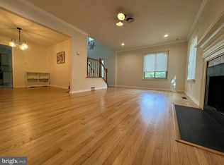 10676 Muirfield Dr, Potomac, MD 20854