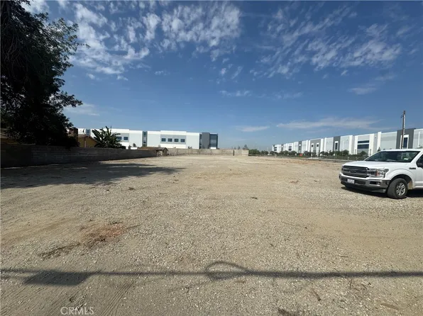 10512 Juniper Ave, Fontana, CA 92337