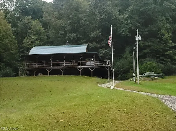 631 Coon Run, Salem, WV 26426