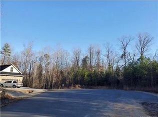 354 Woodland Glen Rd, Clover, SC 29710