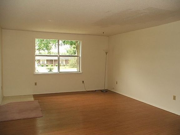 Unit B Living Room