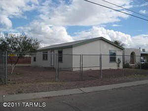 5th image of 1718 N Mohave Ave