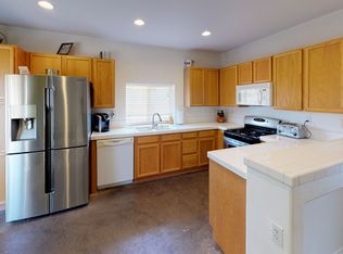 1698 Amelia Way, Palm Springs, CA 92262