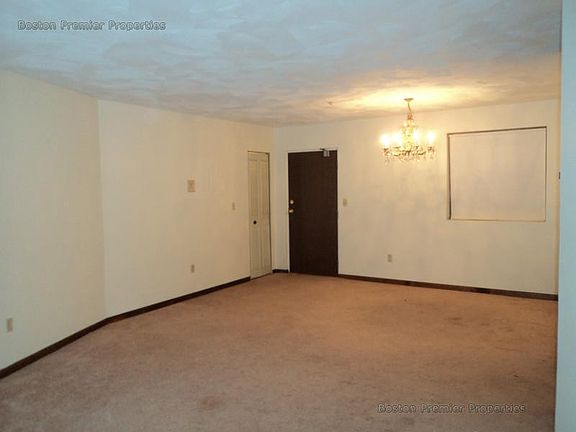 2nd image of 215 Thomas E Burgin Pkwy Unit 17