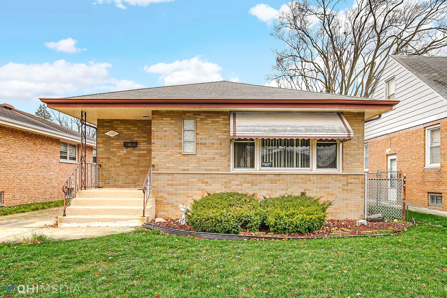 334 Paxton Ave photo 1