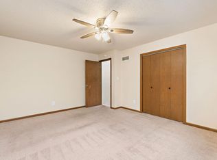 15413 E 48th Ter, Kansas City, MO 64136