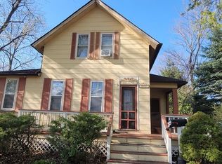 932 Vine St, Saint Clair, MI
