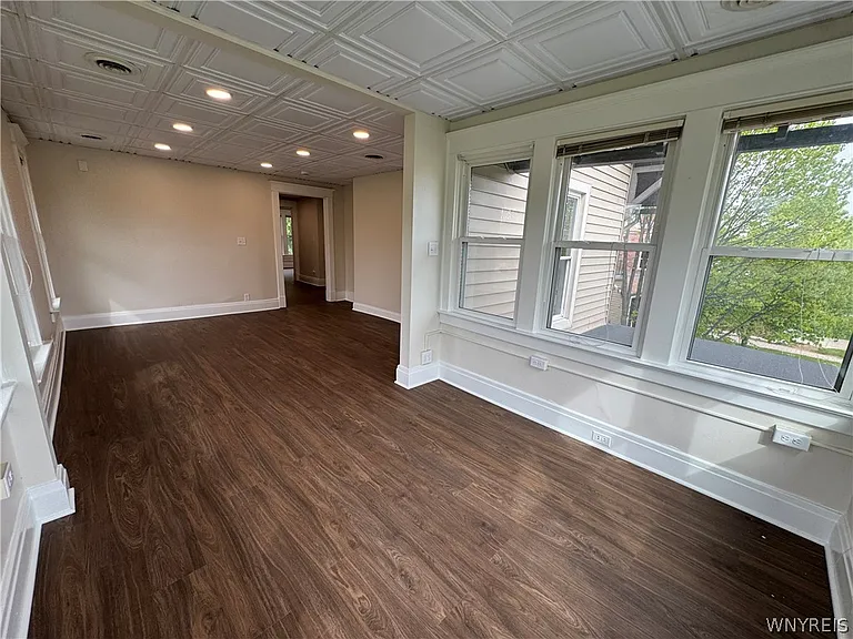 2 Agassiz Cir #B — Photo 7