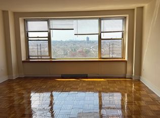 58-64 188th St #1211, Fresh Meadows, NY 11365
