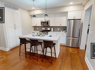 392 Harvard St, Cambridge, MA 02138