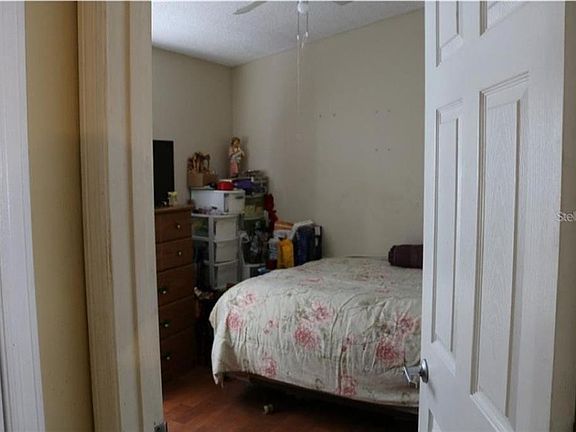 4th image of 957 Ponderosa Pine Ct