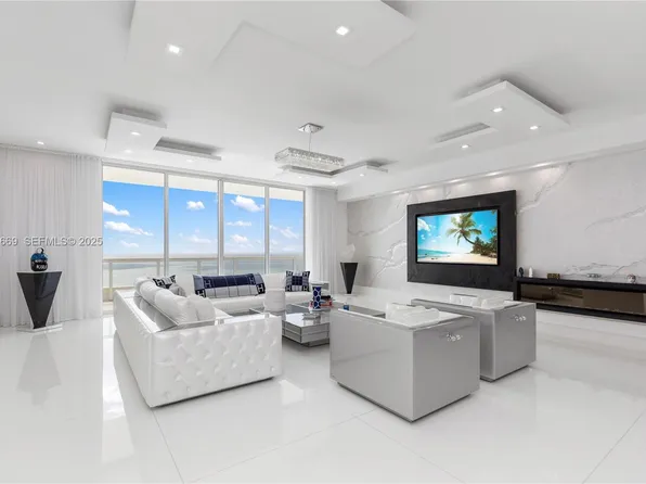 17875 Collins Ave #Penthouse 4701, North Miami Beach, FL 33160