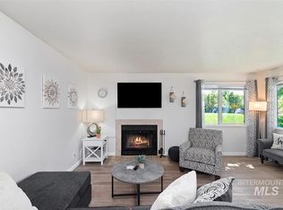 439 E Chester Ln, Boise, ID 83706