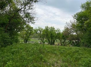 32027 Washington Ave, Burlington, WI 53105