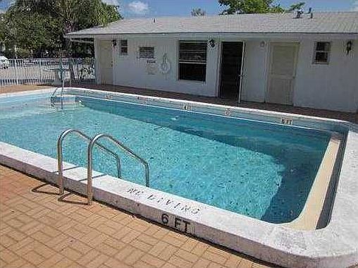 2nd image of 510 24th Ave N APT 203