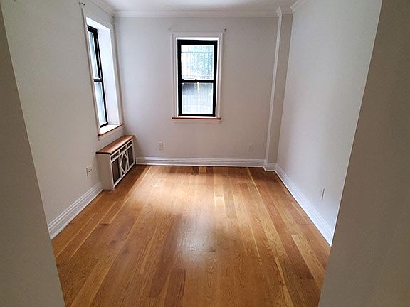 4th image of 112 W 74th St #Gl